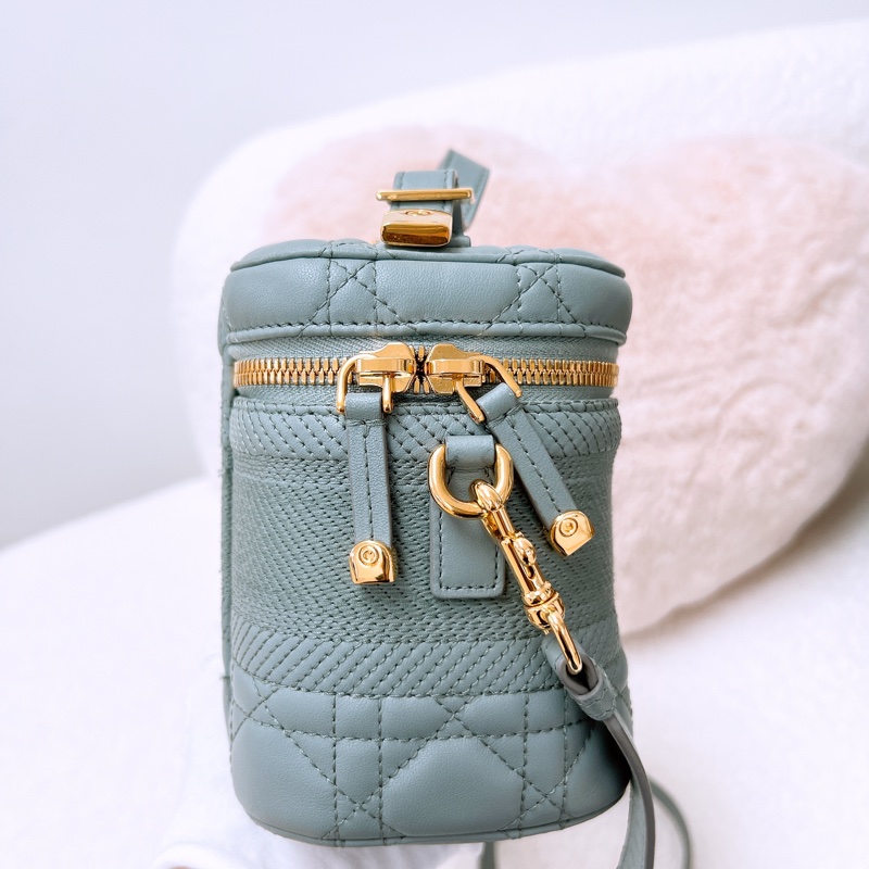 Dior travel vanity 灰色化妝包/斜挎包-9