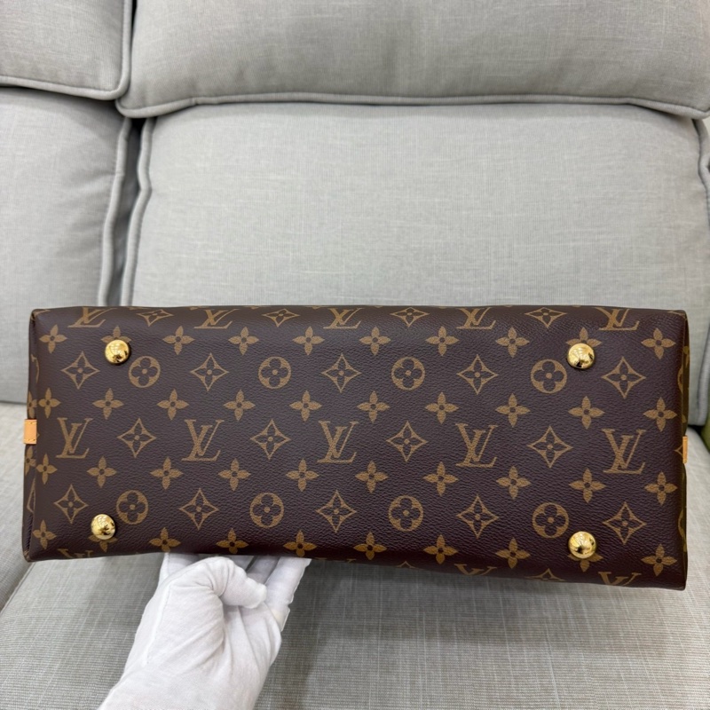 LV M46197 CARRYALL MM系列Monogram帆布牛皮飾邊手提 肩背包 斜背包附萬用包-12