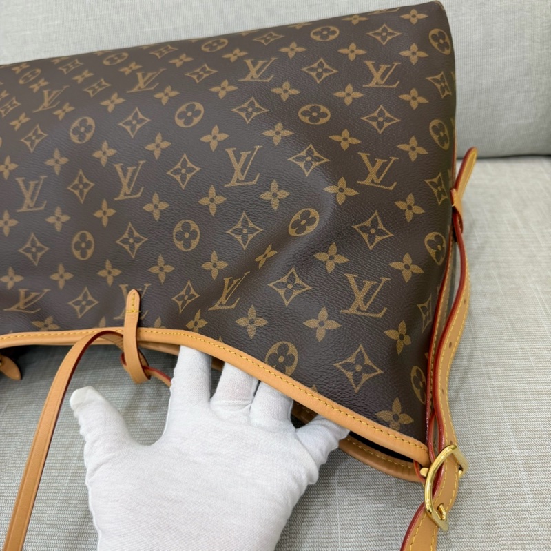 LV M46197 CARRYALL MM系列Monogram帆布牛皮飾邊手提 肩背包 斜背包附萬用包-21