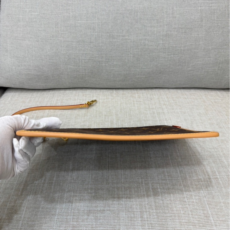 LV M46197 CARRYALL MM系列Monogram帆布牛皮飾邊手提 肩背包 斜背包附萬用包-42