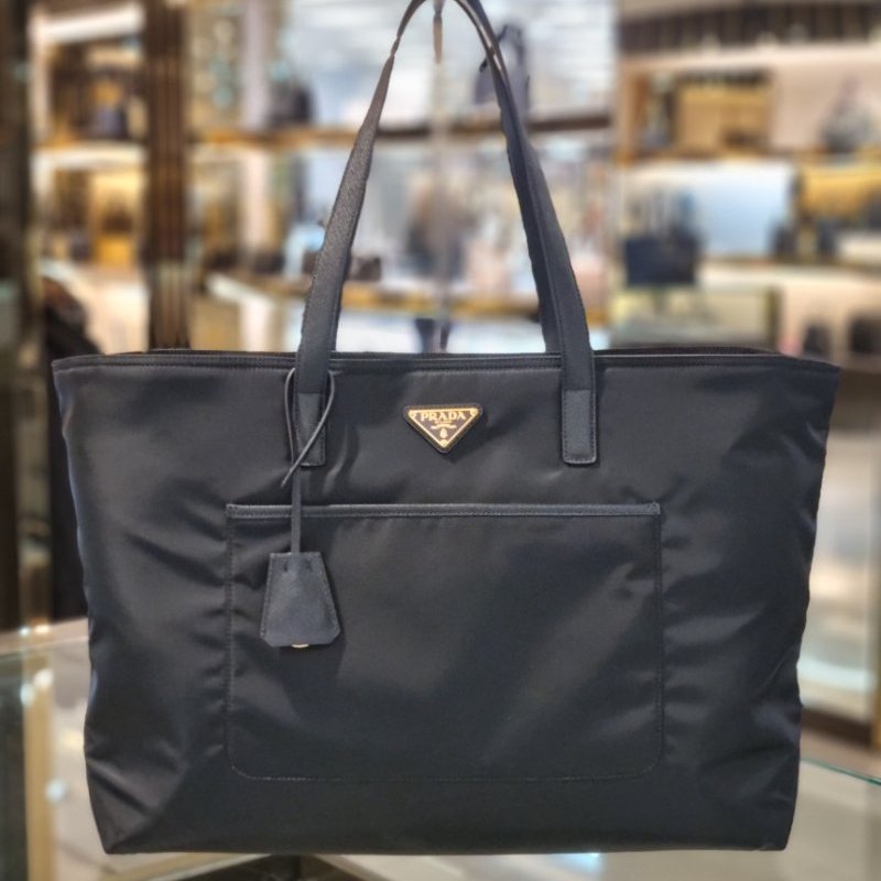 🎉新品好折扣✨Prada 1BG527 Re-Edition 1978 大款托特包 黑色-1