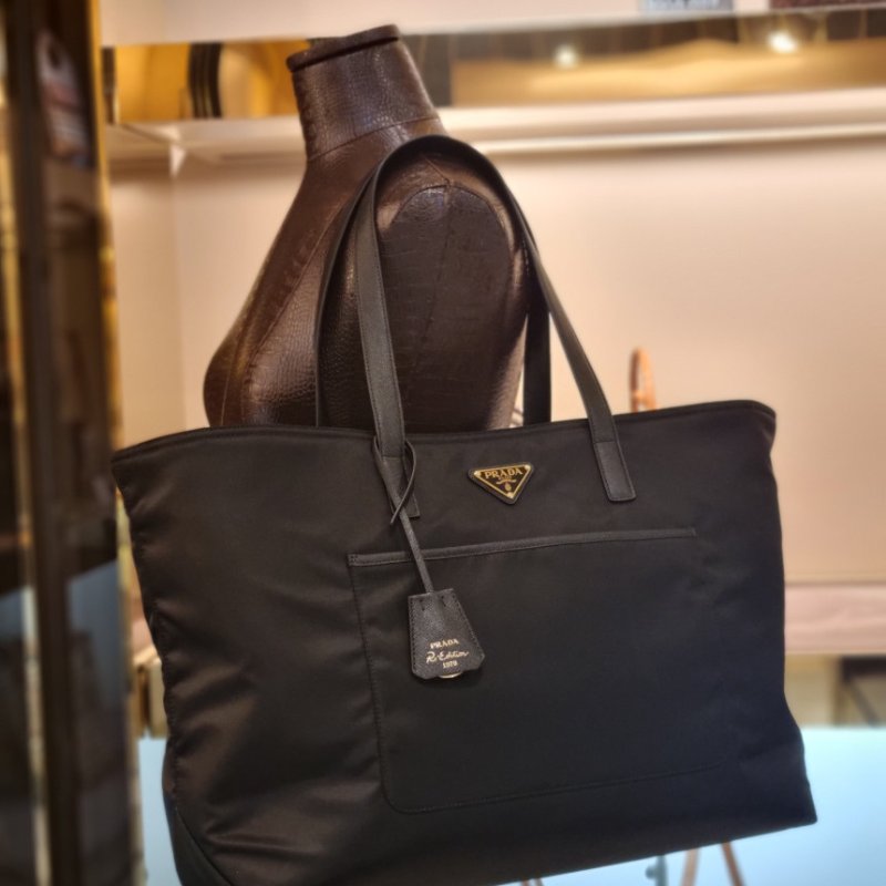 🎉新品好折扣✨Prada 1BG527 Re-Edition 1978 大款托特包 黑色-7