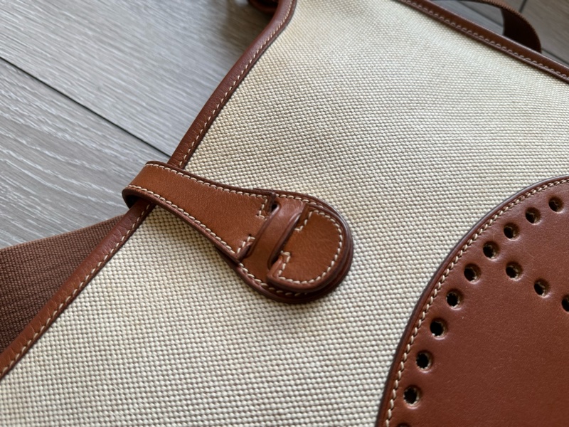 愛馬仕伊芙琳Hermes Evelyne29帆布拼馬鞍皮銀釦/愛馬仕帆布拼皮肩背包-28