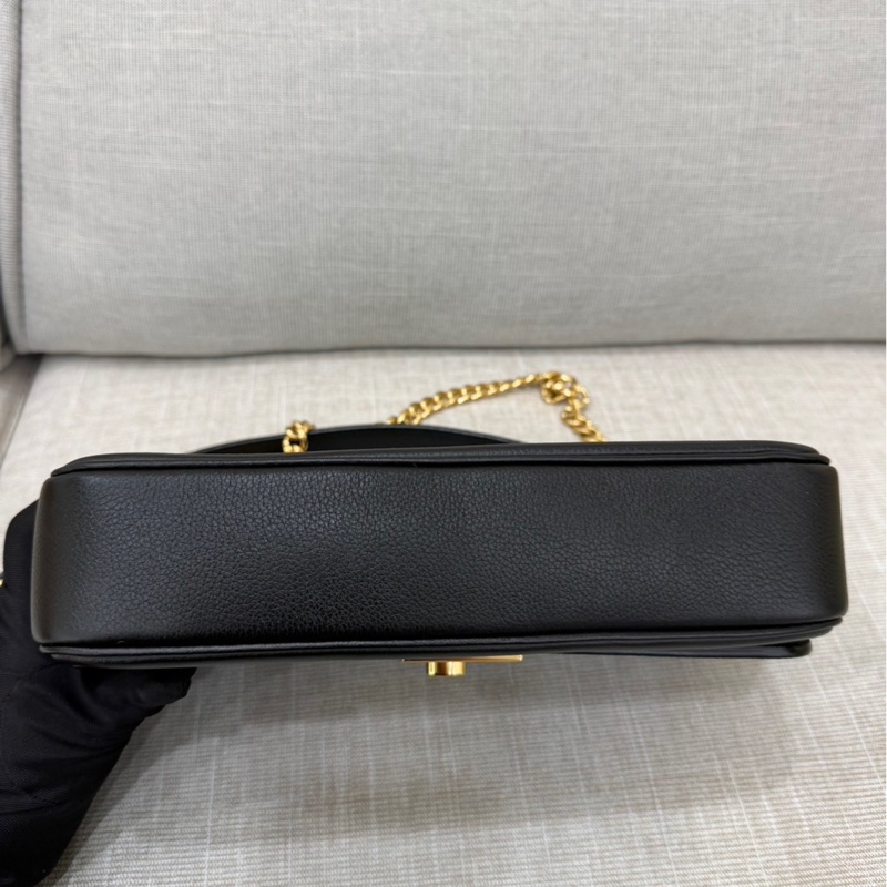 LV M22303新款 LockMe East West 鏈條包 肩背包 斜背包 黑金#晶片款#-13