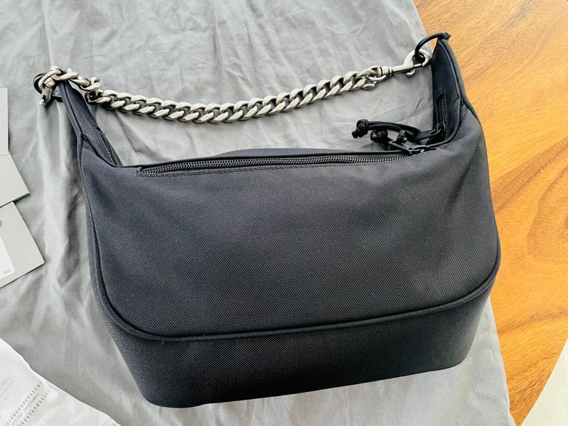 Balenciaga Raver Nylon black-2