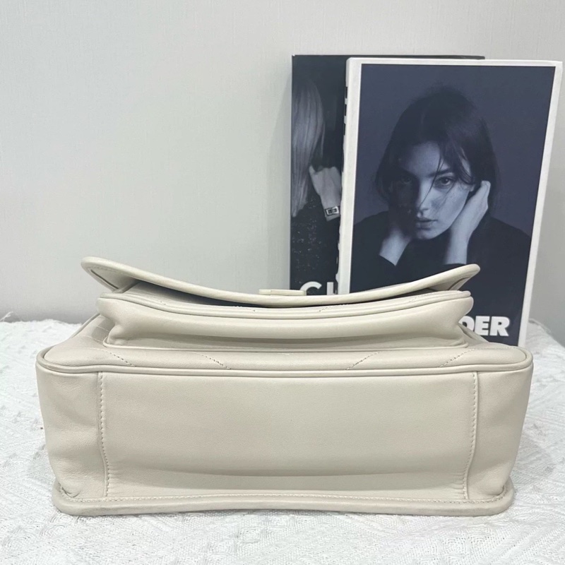 🈶購證包況佳😍Ysl聖羅蘭白金中號niki 新款d扣斜挎單肩包-4