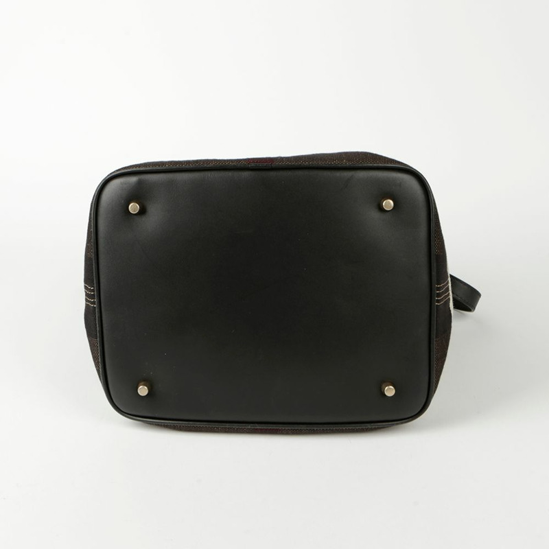 BURBERRY Ashby 中號 Hobo 手提包和單肩包-4