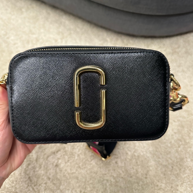 Marc Jacobs相機包 經典配色 黑粉搭配-9