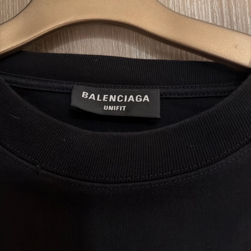 baleciaga  t shirt-5