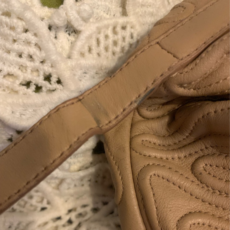 BVLGARI Chandra經典logo金屬扣環 駝色皮革手提包 肩背包-45