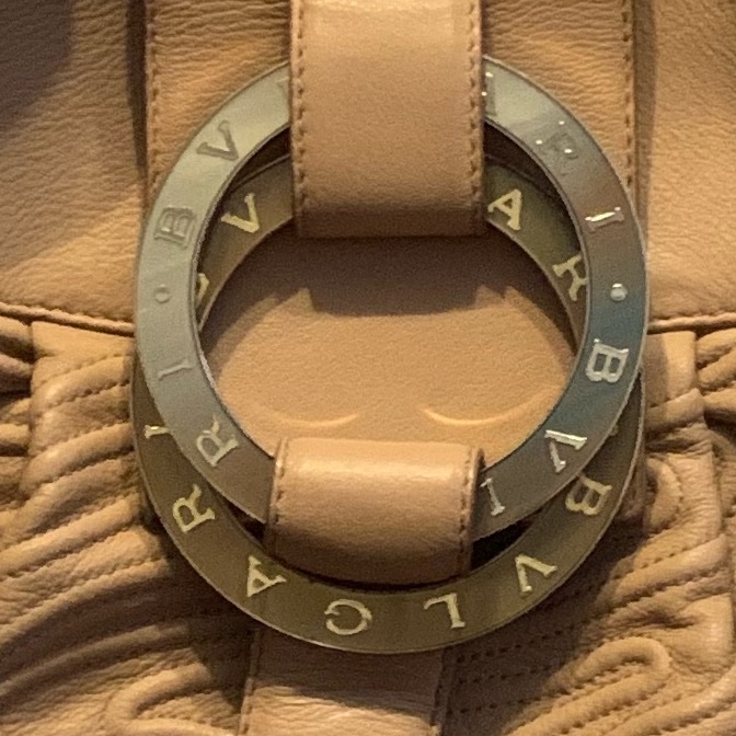BVLGARI Chandra經典logo金屬扣環 駝色皮革手提包 肩背包-52