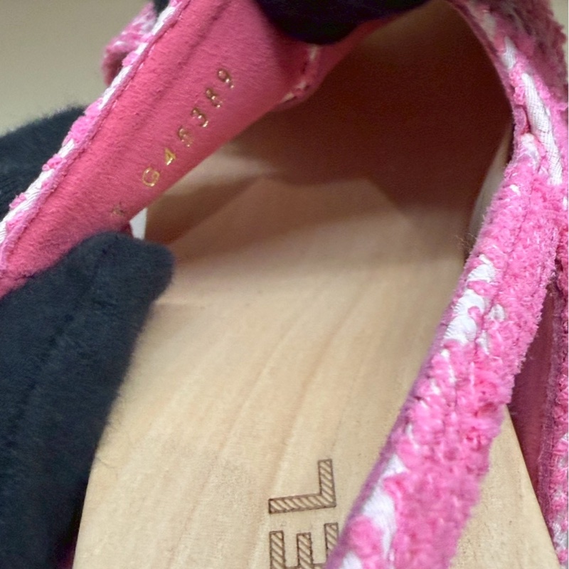 CHANEL 24C粉色幸運草木屐厚底涼鞋 40號 全新品-11