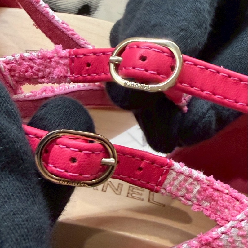 CHANEL 24C粉色幸運草木屐厚底涼鞋 40號 全新品-12