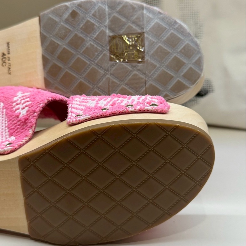 CHANEL 24C粉色幸運草木屐厚底涼鞋 40號 全新品-14