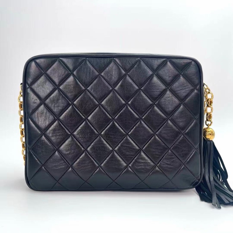 「JL精品代購」9新 香奈兒黑金羊黛妃金球流蘇相機雕花鏈條包-3