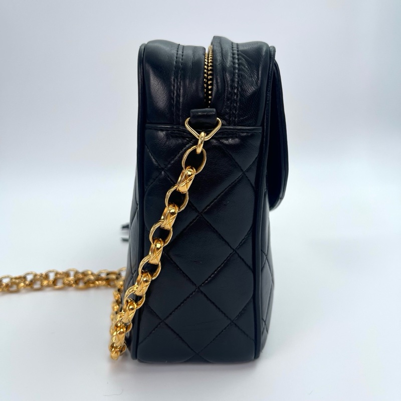 「JL精品代購」9新 香奈兒黑金羊黛妃金球流蘇相機雕花鏈條包-5