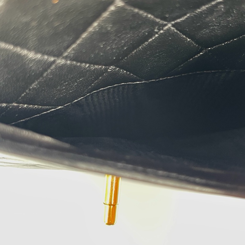 「JL精品代購」9新 香奈兒黑金羊黛妃金球流蘇相機雕花鏈條包-17