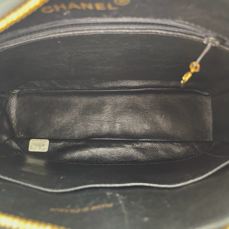 「JL精品代購」9新 香奈兒黑金羊黛妃金球流蘇相機雕花鏈條包-18