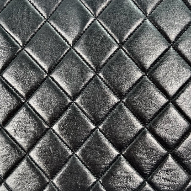 「JL精品代購」9新 香奈兒黑金羊黛妃金球流蘇相機雕花鏈條包-20