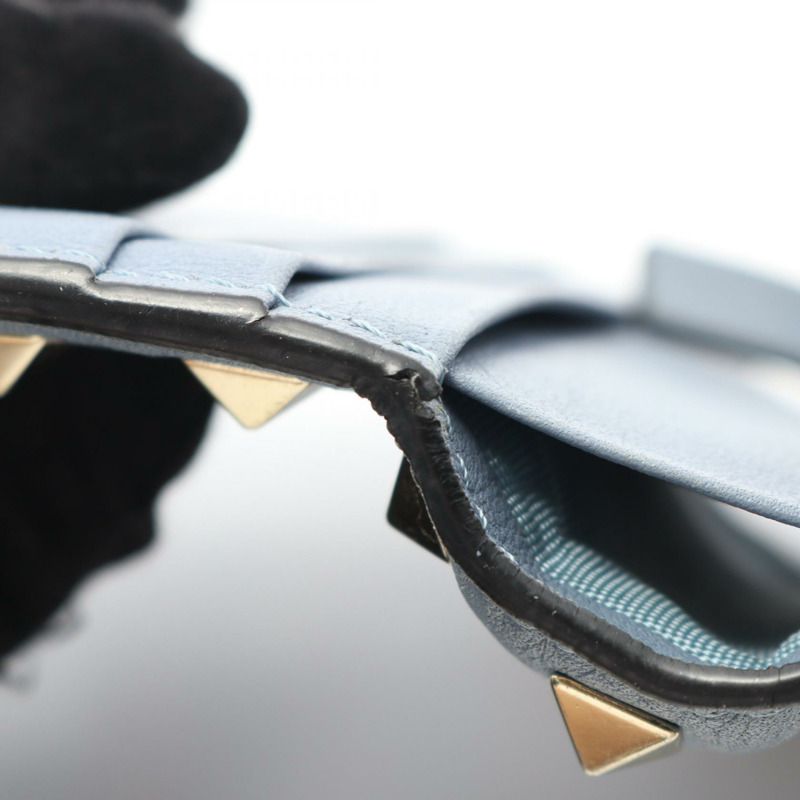 Valentino Garavani 鉚釘雙折皮夾，皮革材質，藍灰色，二手女款-6