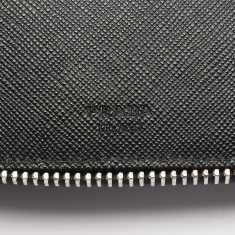 PRADA 黑色 Saffiano 皮革長拉鍊皮夾，二手，男女通用-3