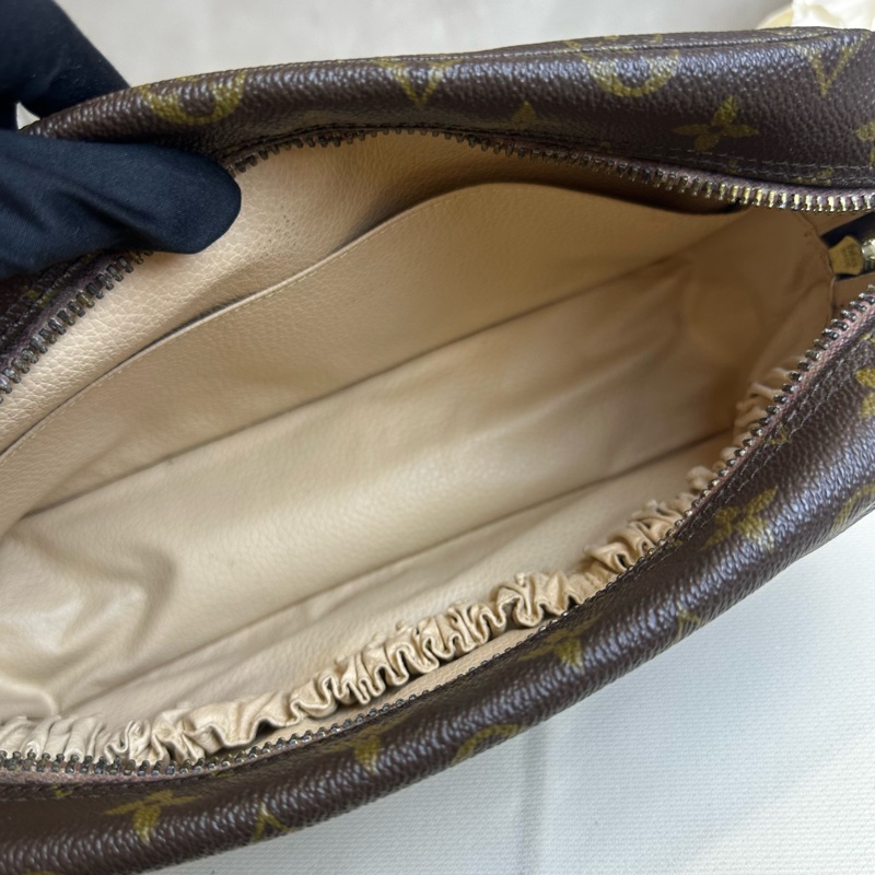 Louis Vuitton 經典盥洗包-11