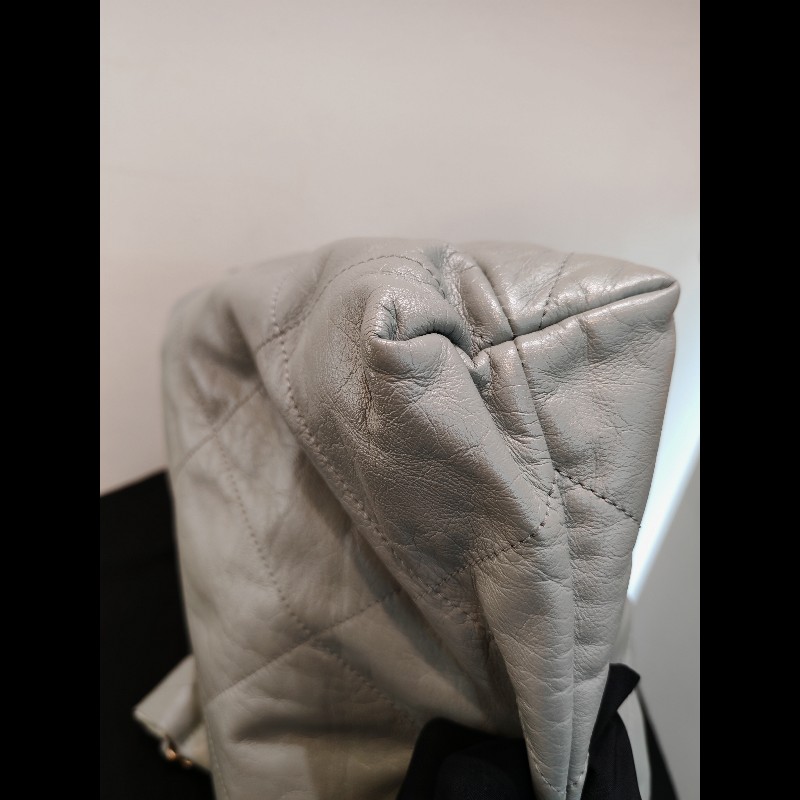 Chanel 22bag medium-9
