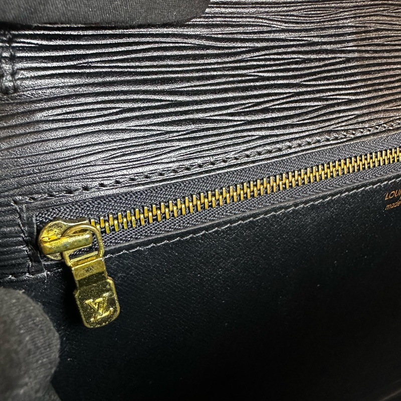 Louis Vuitton Epi手拿包-16