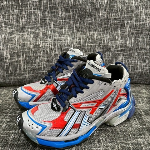 巴黎世家 藍紅runner