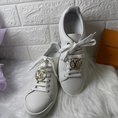 Lv精典小白鞋35.5