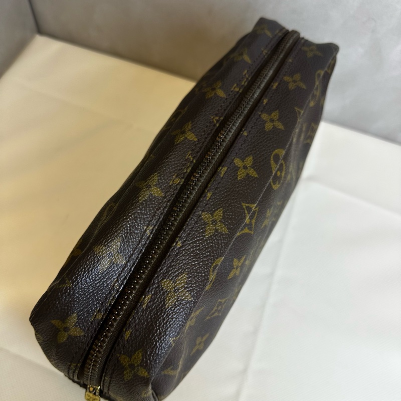 Louis Vuitton 28化妝包-5