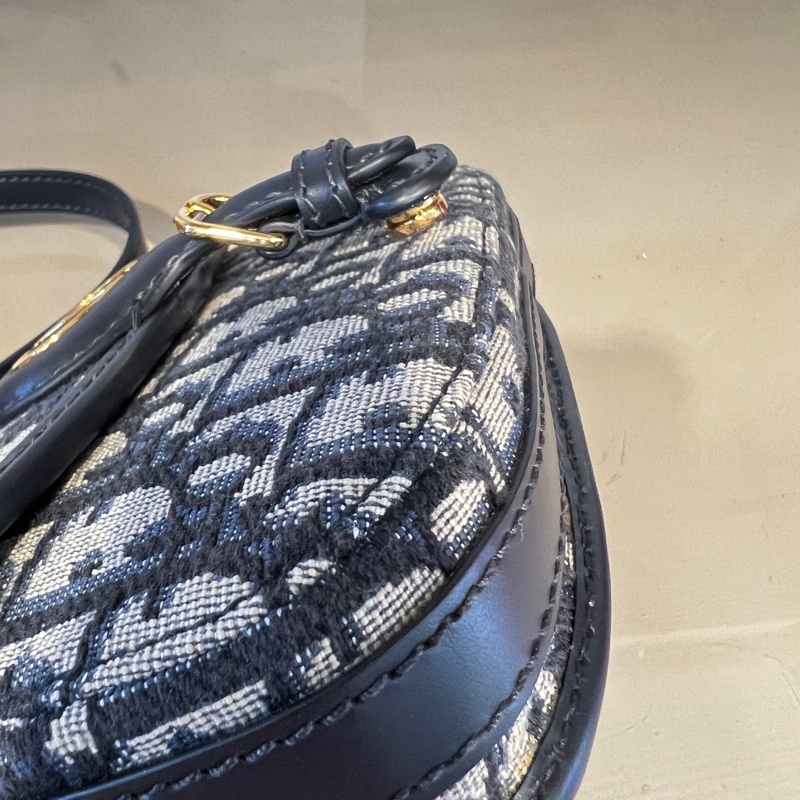 Dior 蘭緹花拼藍牛皮NewDiorBobby金釦mini下蓋磁吸釦斜背包-3