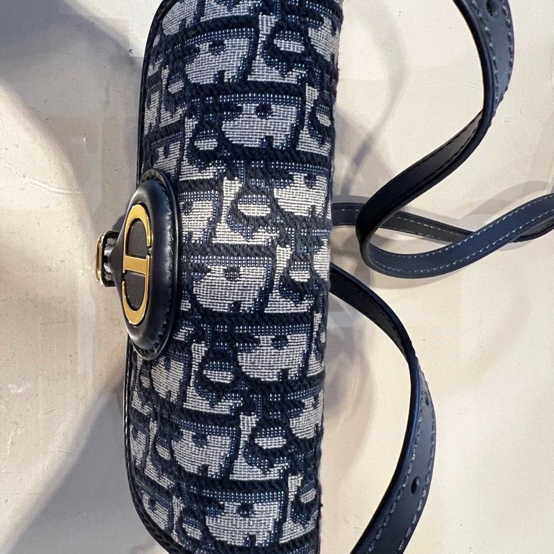 Dior 蘭緹花拼藍牛皮NewDiorBobby金釦mini下蓋磁吸釦斜背包-9