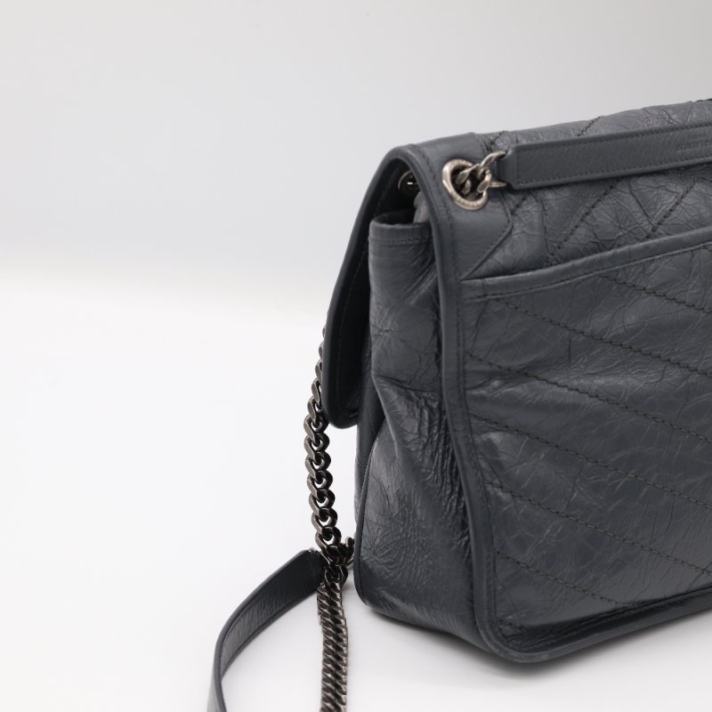 【專櫃 10 萬🌟半價有找】Saint Laurent 聖羅蘭 Niki 中型 復古牛皮革 深灰色 復古鏈條 鏈條包 單肩包 斜挎包-6