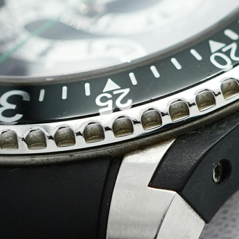 Gucci Dive 136.3 黑色錶盤男士腕錶-6