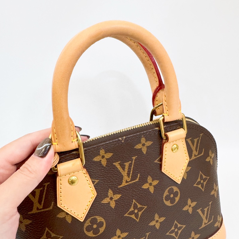 LV Alma BB 老花金釦貝殼包 晶片款-8