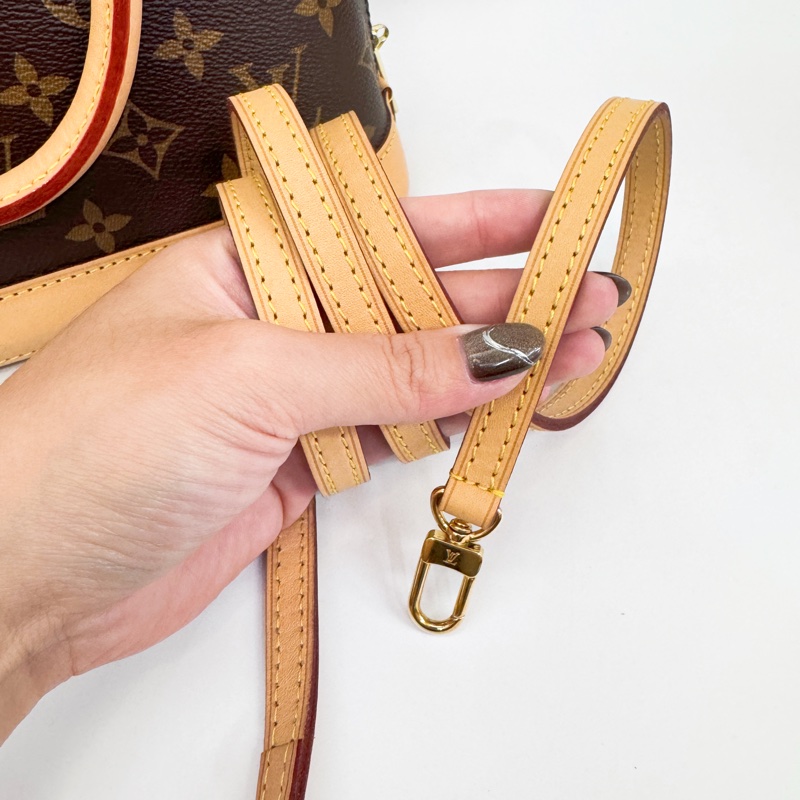 LV Alma BB 老花金釦貝殼包 晶片款-13