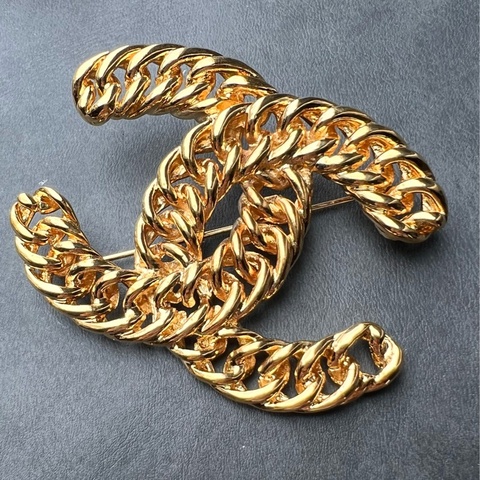 Chanel vintage 編織大logo胸針
