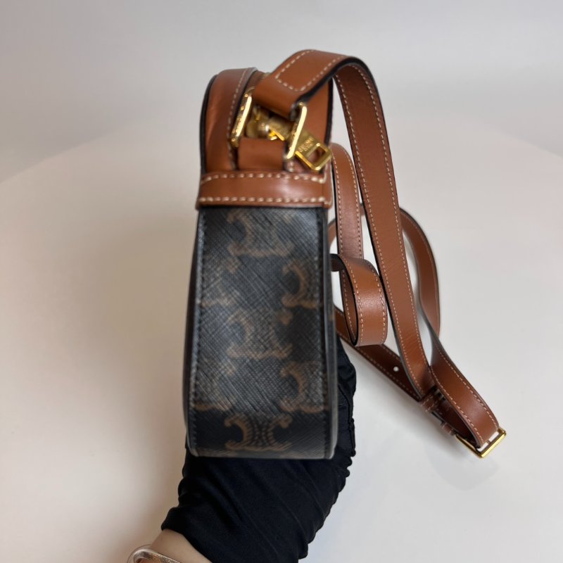 CELINE 凱旋門LOGO貝殼包-4