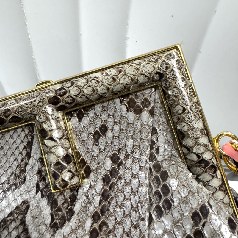 全新Fendi First 蟒蛇紋皮 單肩包、手包-3