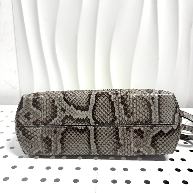全新Fendi First 蟒蛇紋皮 單肩包、手包-7