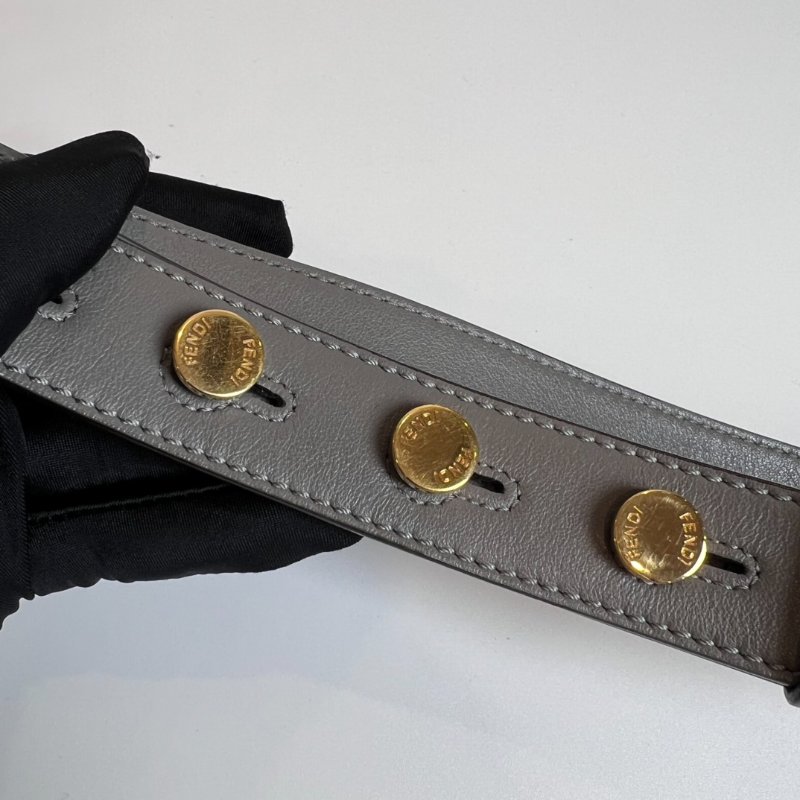 FENDI 8BT298 灰金牛皮水桶包-16