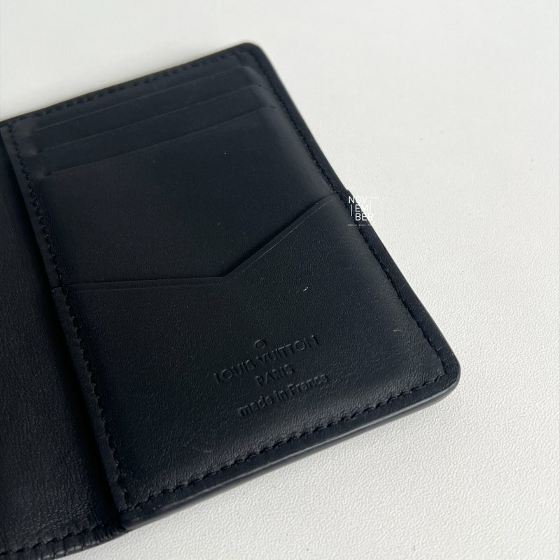 99新🆕 有購證🙌🏻 Louis Vuitton LV 路易威登 男士黑色壓紋卡夾-2