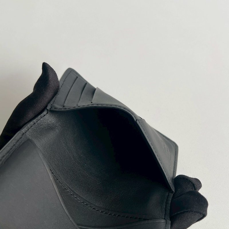 99新🆕 有購證🙌🏻 Louis Vuitton LV 路易威登 男士黑色壓紋卡夾-8