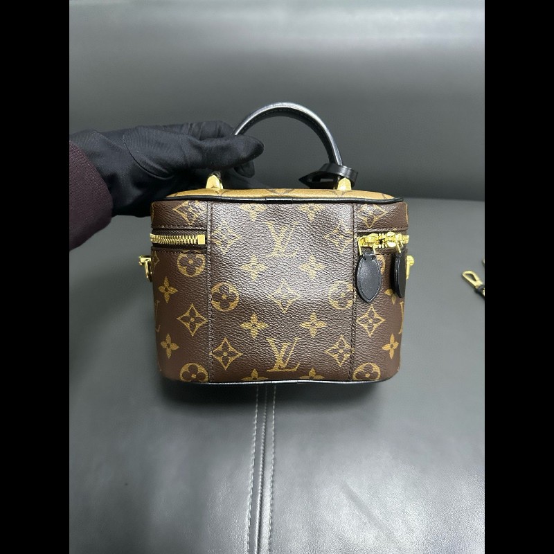 LV Vanity Case-2