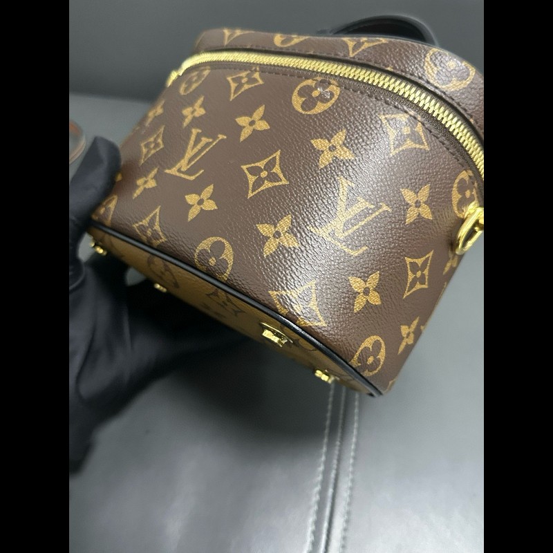 LV Vanity Case-6