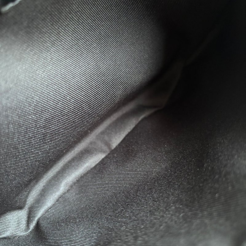 ::LOUIS VUITTON::LV M46035 Discovery黑花紋拉鍊胸口包 腰包PM-23