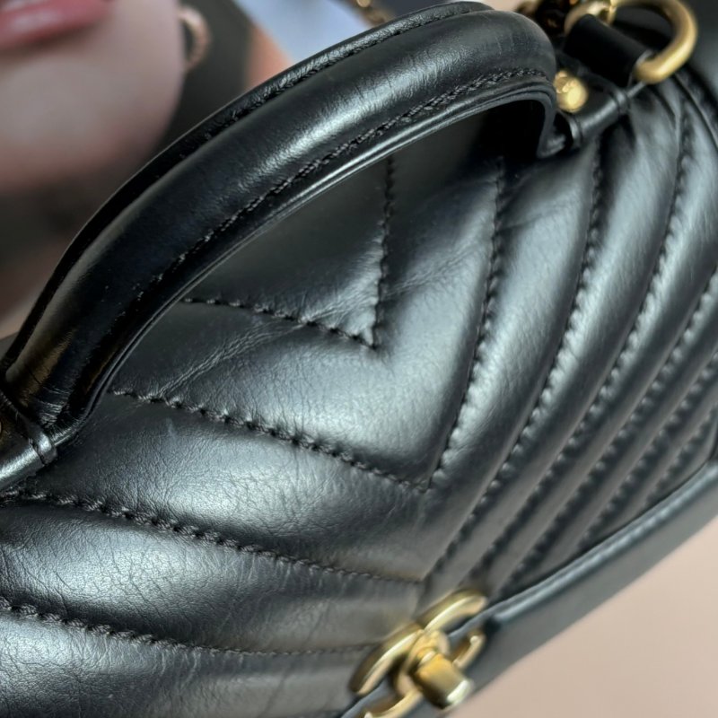 ::CHANEL:: Chevron Top Handle Flap Bag 黑色提把山形紋口蓋斜背鏈包-3