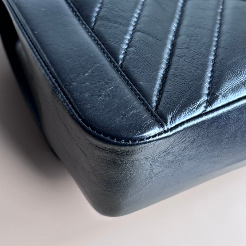 ::CHANEL:: Chevron Top Handle Flap Bag 黑色提把山形紋口蓋斜背鏈包-10