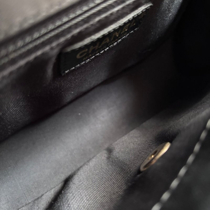 ::CHANEL:: Chevron Top Handle Flap Bag 黑色提把山形紋口蓋斜背鏈包-13